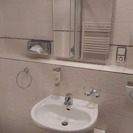 Villa, 26, Dz Leverkusen