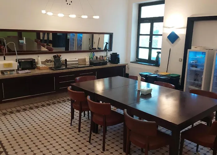 Villa, 26, Dz * 勒沃库森